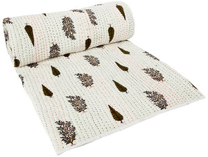 FIRA Kantha Quilt in Henna and White (large)